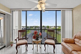 14460 Strathmore Ln, Unit 605 in Delray Beach, FL - Building Photo