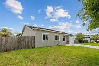 13225 SW 218th Terrace in Miami, FL - Building Photo - Building Photo