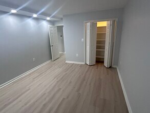 131 Coolidge Ave, Unit 122 in Watertown, MA - Foto de edificio - Building Photo