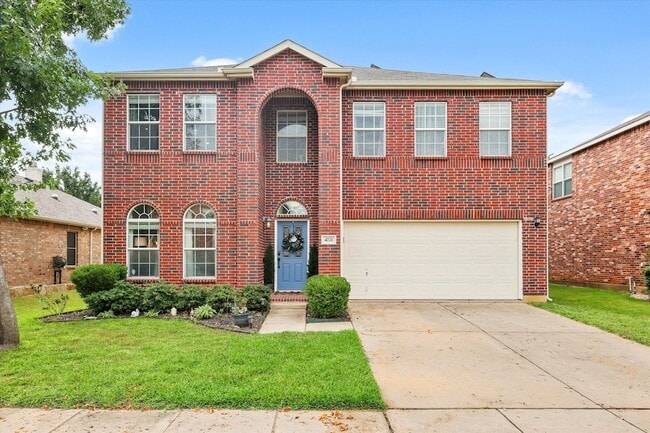 property at 4721 Heron Pond Ln