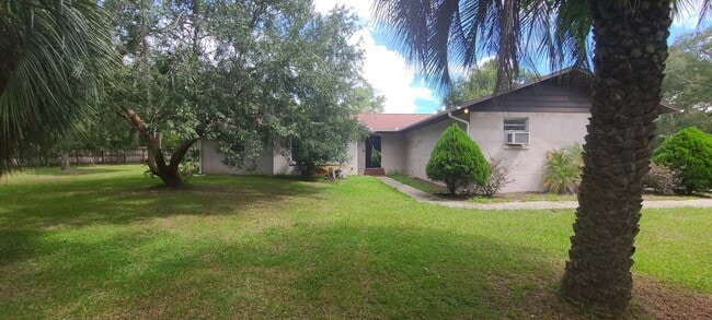 property at 5233 SW 20th St
