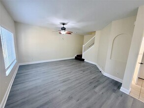 335 Cape Harbour Loop in Bradenton, FL - Building Photo - Building Photo