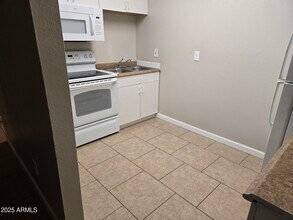 902 E Southern Ave in Phoenix, AZ - Building Photo - Building Photo