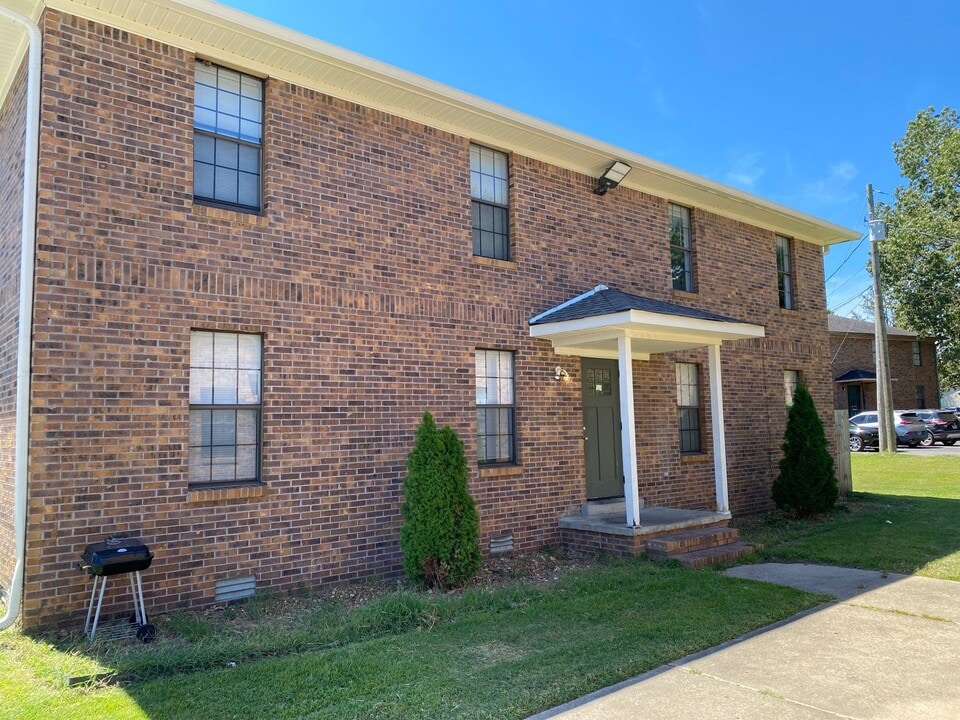 278 Tinker Hill Cv, Unit A in Jackson, TN - Building Photo