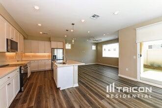 29382 Cumaru Ct in Winchester, CA - Building Photo - Building Photo
