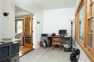 2401 3rd st NE Apt 2, Unit 1 in Minneapolis, MN - Building Photo - Building Photo
