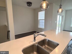 123 Charterhouse St in Falling Waters, WV - Building Photo - Building Photo