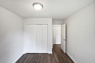 6810 Ironwood Cir in Greensboro, NC - Building Photo - Building Photo