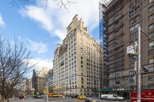 1040-1044 Fifth Ave in New York, NY - Foto de edificio - Building Photo