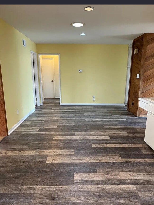 property at 259 Cheryl Pl
