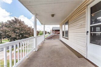 9002 Rosewood Ave-Unit -UP in Cleveland, OH - Building Photo - Building Photo