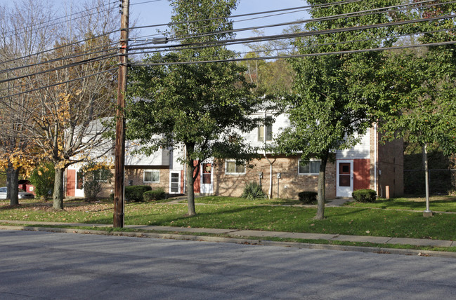 Brightwood Manor in New Brighton, PA - Building Photo - Building Photo