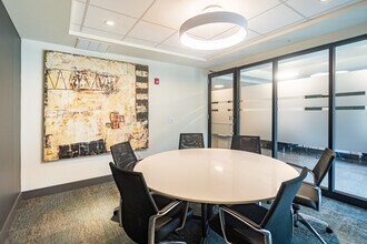 Circ Apartments in Richmond, VA - Foto de edificio - Interior Photo