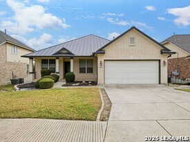 23514 7 Winds in San Antonio, TX - Building Photo