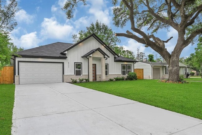 property at 5731 Belvedere Dr