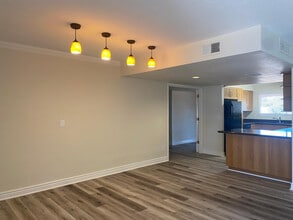 5149 E Shaw Butte Dr in Scottsdale, AZ - Building Photo - Building Photo