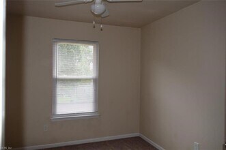 1308 Mikie Ct in Virginia Beach, VA - Building Photo - Building Photo