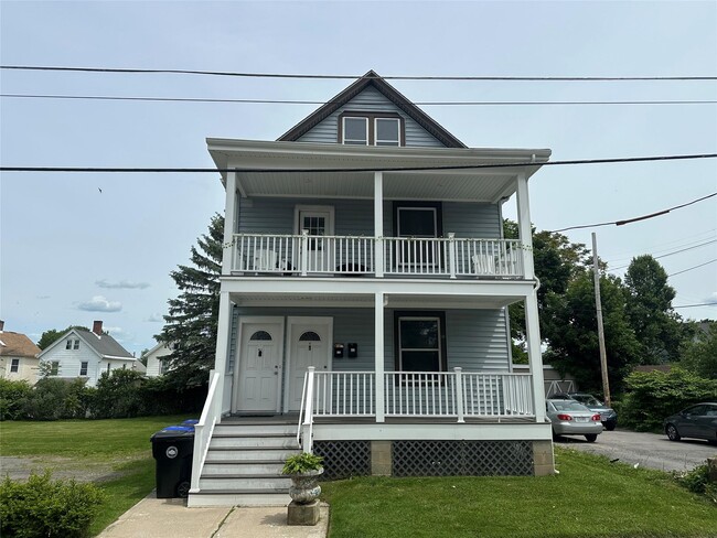 property at 1 Park Pl