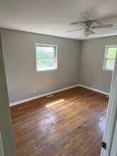 261 Cheyenne Rd in Bristol, VA - Building Photo - Building Photo