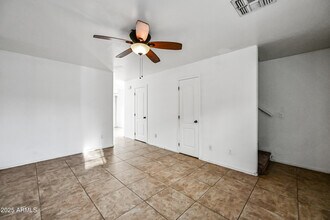 2243 W Morten Ave in Phoenix, AZ - Building Photo - Building Photo