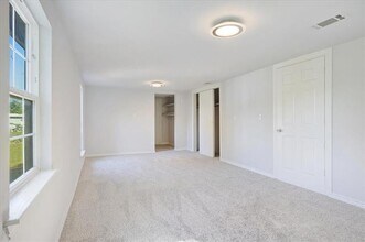 407 Bonham St in Tom Bean, TX - Building Photo - Building Photo