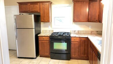 949 St Anthony Ave in St. Paul, MN - Building Photo - Building Photo