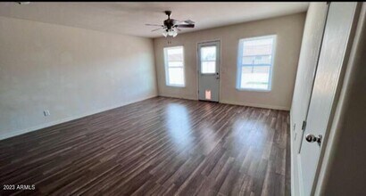 1074 Kachina Dr in Coolidge, AZ - Building Photo - Building Photo