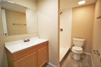 4004 W Olive St in Tampa, FL - Building Photo - Building Photo