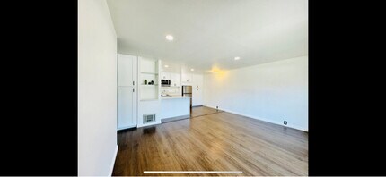 6362 Rancho Mission Rd in San Diego, CA - Building Photo - Building Photo