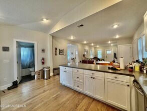 913 Fifth Ave in Asbury Park, NJ - Building Photo - Building Photo