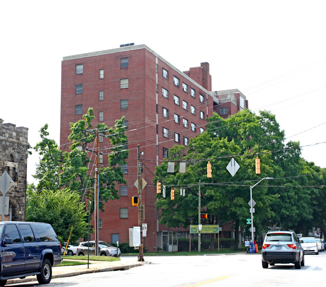 Roland View Towers SENIOR HOUSING in Baltimore, MD - Building Photo - Building Photo