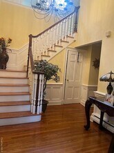 229 NY-106 in Jericho, NY - Building Photo - Building Photo