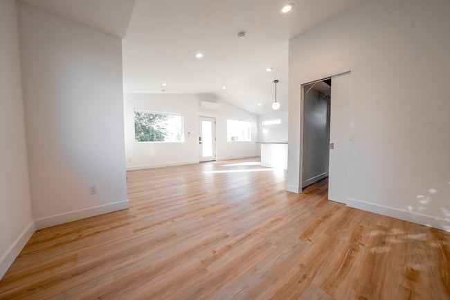 1514 E Clarendon Ave in Phoenix, AZ - Building Photo - Building Photo