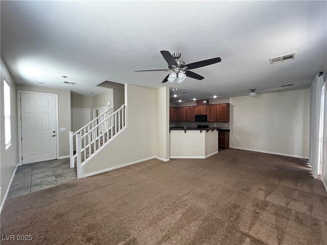 6255 W Arby Ave in Las Vegas, NV - Building Photo - Building Photo