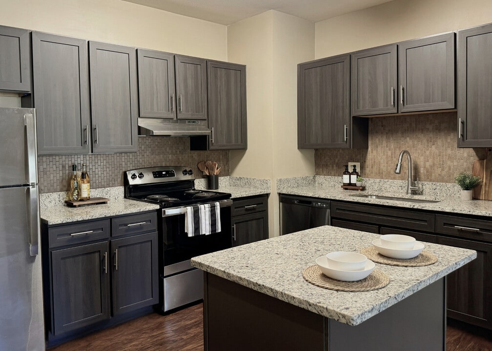 Eagle's Brooke in Locust Grove, GA - Building Photo