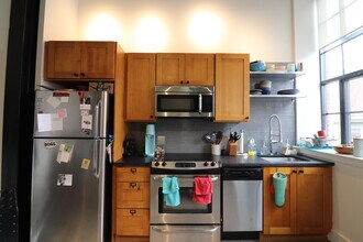 20 Sunnyside St in Boston, MA - Building Photo - Building Photo