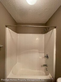 51 Courtyard Way photo'