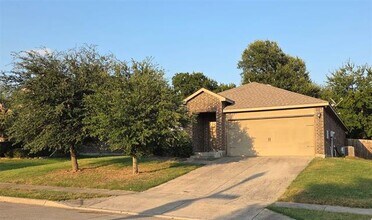 3320 Dumas Dr in Anna, TX - Building Photo - Building Photo