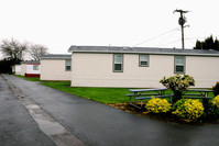 92100 River Rd in Junction City, OR - Foto de edificio - Building Photo