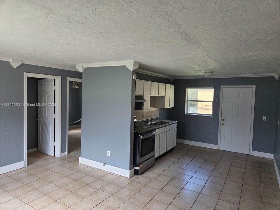 505 N 23rd St in Fort Pierce, FL - Building Photo