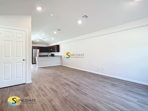 27221 Partin Dr in Punta Gorda, FL - Foto de edificio - Building Photo