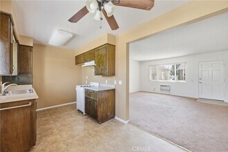 782 Lewis St, Unit A in Pomona, CA - Building Photo - Building Photo