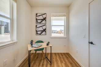 Granary Townhomes in Longmont, CO - Building Photo - Interior Photo