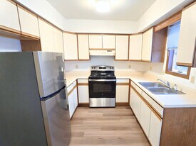 Dane Townhomes in Dane, WI - Building Photo