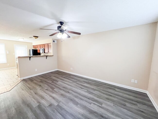 689 Oliver Loop in Clarksville, TN - Building Photo - Building Photo