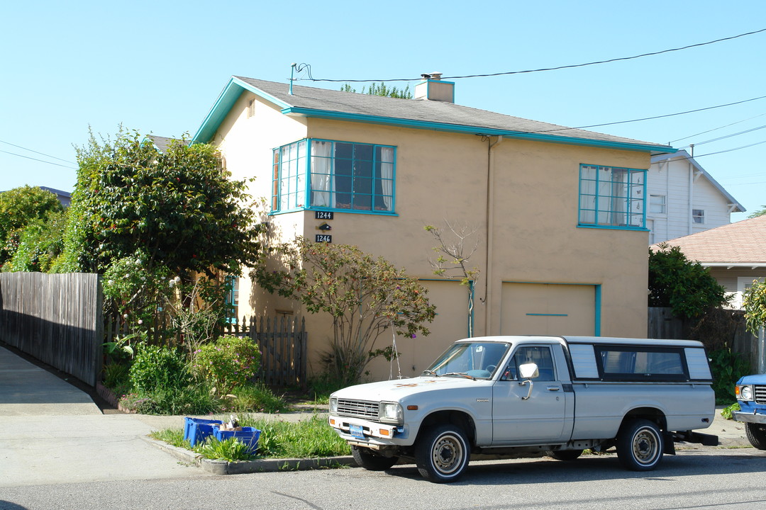 1244 Delaware St in Berkeley, CA - Building Photo