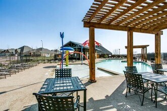 2404 Senepol Way in Fort Worth, TX - Building Photo - Building Photo