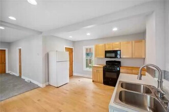 1609 3rd St NE, Unit 1609 unit 1 in Minneapolis, MN - Building Photo - Building Photo