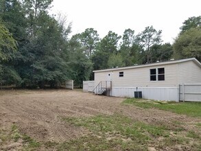 149 NE 171st Ave in Silver Springs, FL - Building Photo - Building Photo