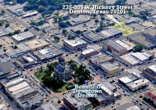 303-309 W Hickory St in Denton, TX - Foto de edificio - Building Photo